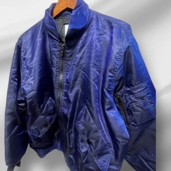 Rare Mirage LAS VEGAS Purple Shiny Bomber Jacket Medium Logo Jacket Collectible - Picture 2 of 8